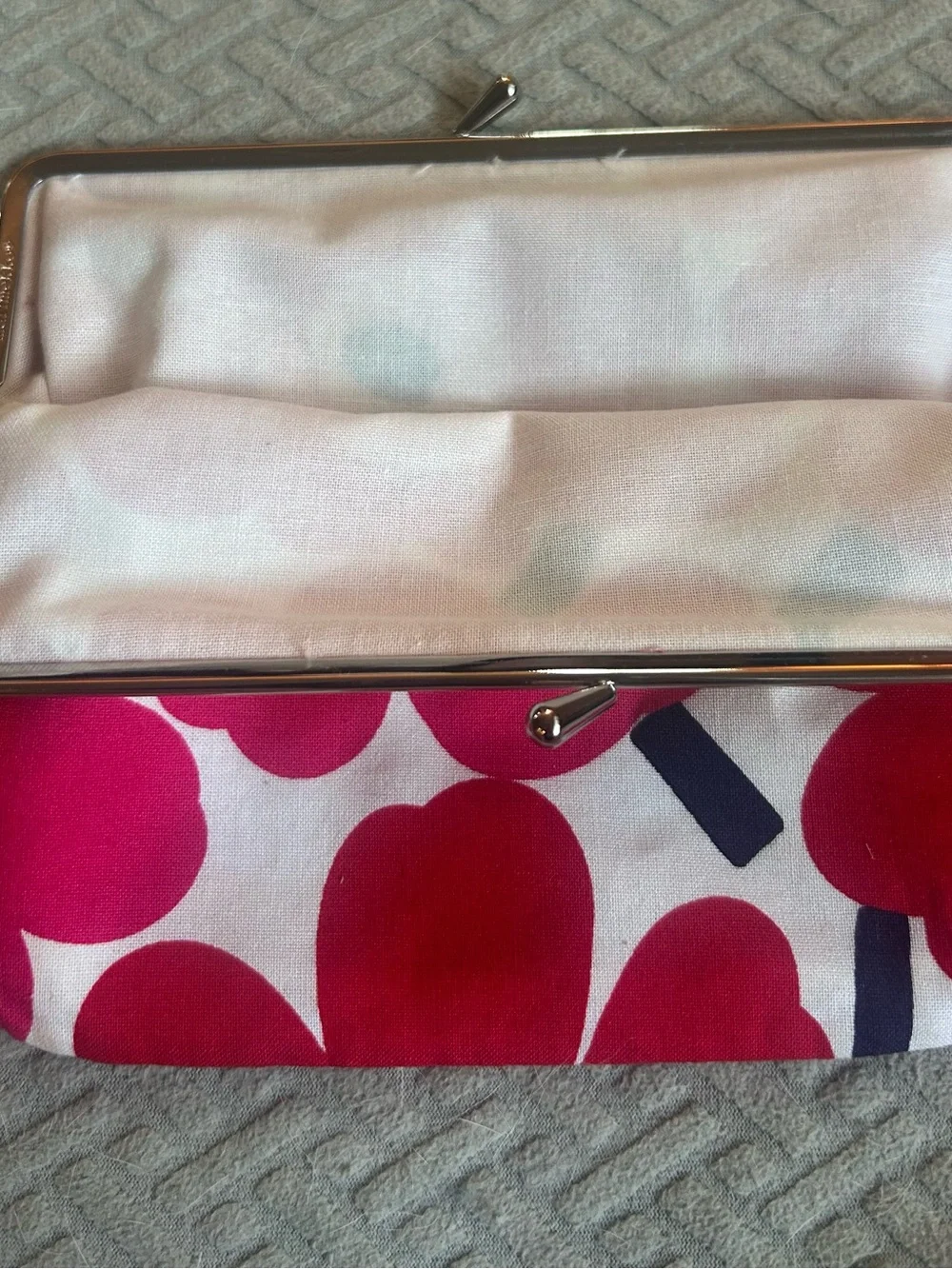 Marimekko makeup bag with Kiss-Lock Frame